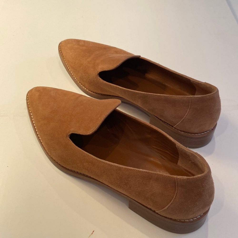 Women’s Aquatalia suede loafers